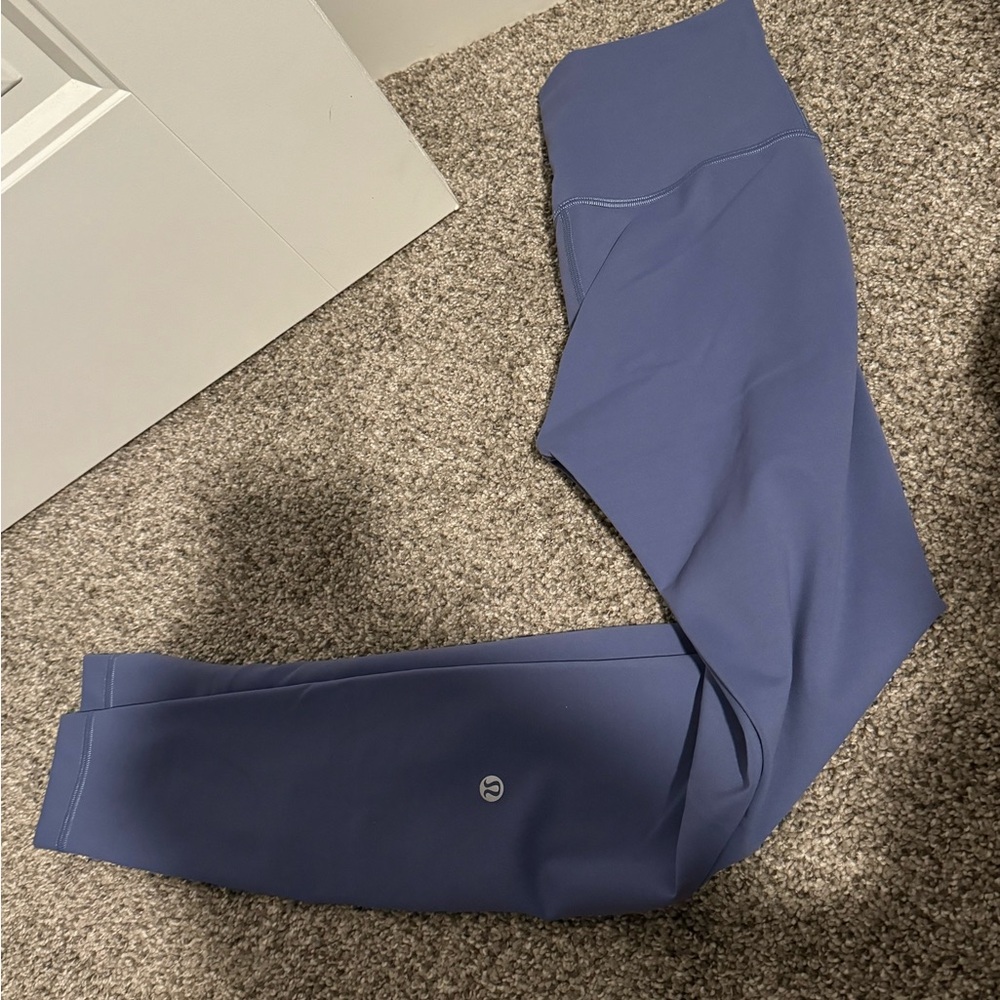 Purple Lulu legging!